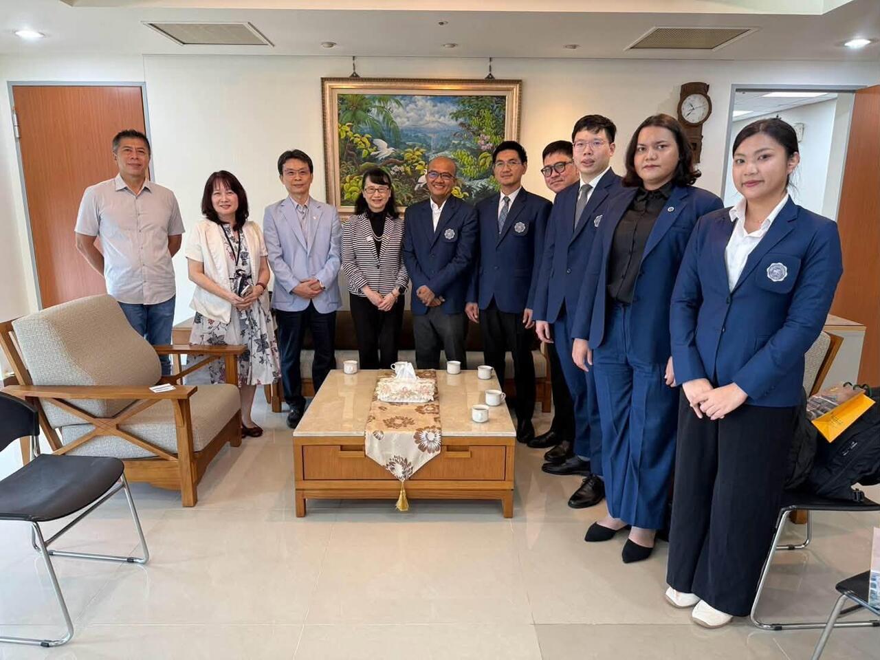 mou-ระหว่างมหาวิทยาลัยศรีนครินทรวิโรฒและ-wenzao-ursuline-university-of-languages