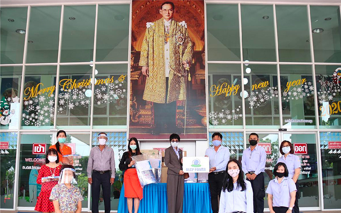 BLCP-ทำด้วยใจ-ห่วงใยสังคม-มอบหน้ากาก-Face-Shield-9,900-ชิ้น-แก่บุคลากรทางการแพทย์