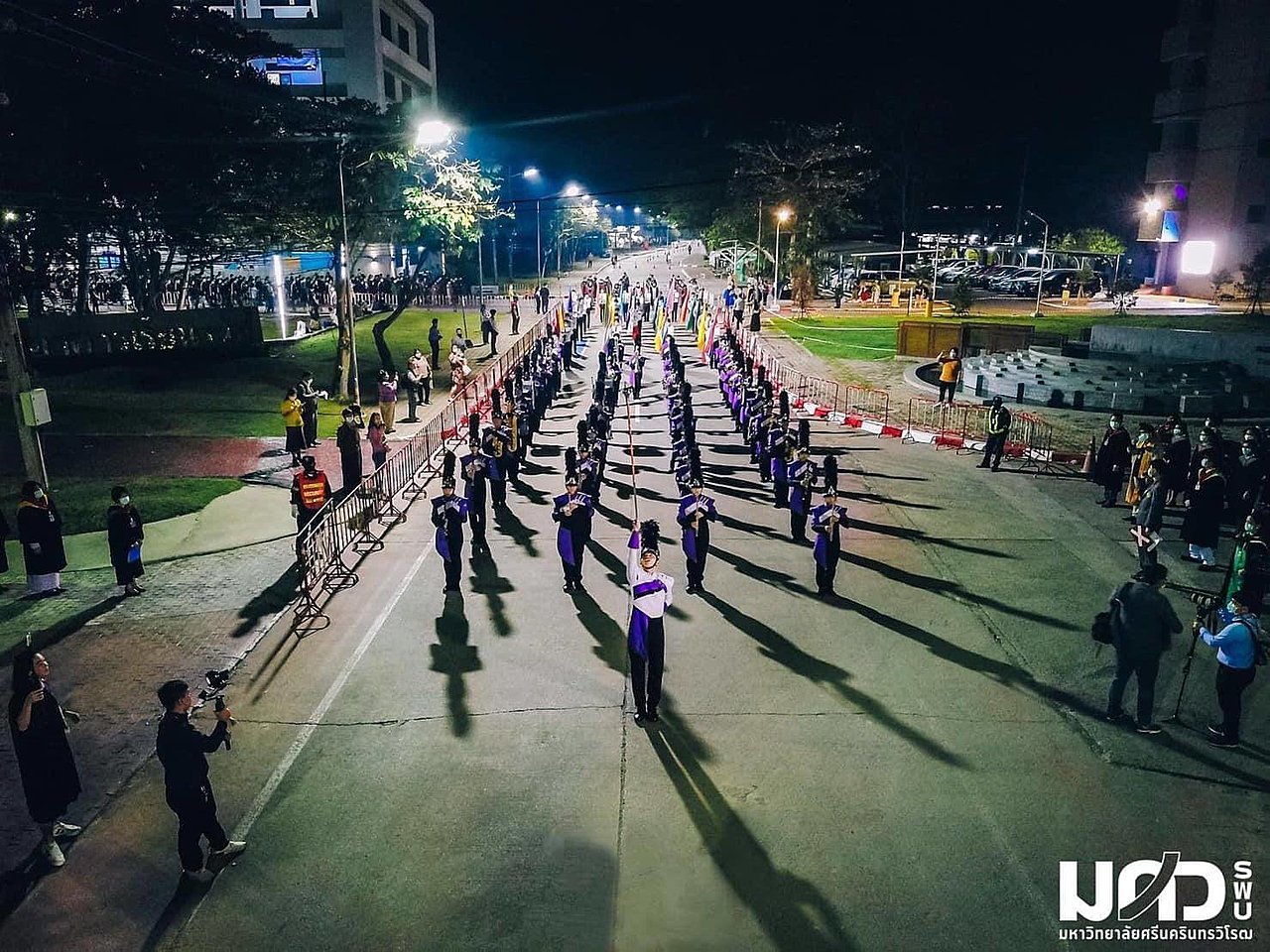 คณะนักเรียนวงดุริยางค์โรงเรียนสาธิต-มศว-องครักษ์-20210106221048
