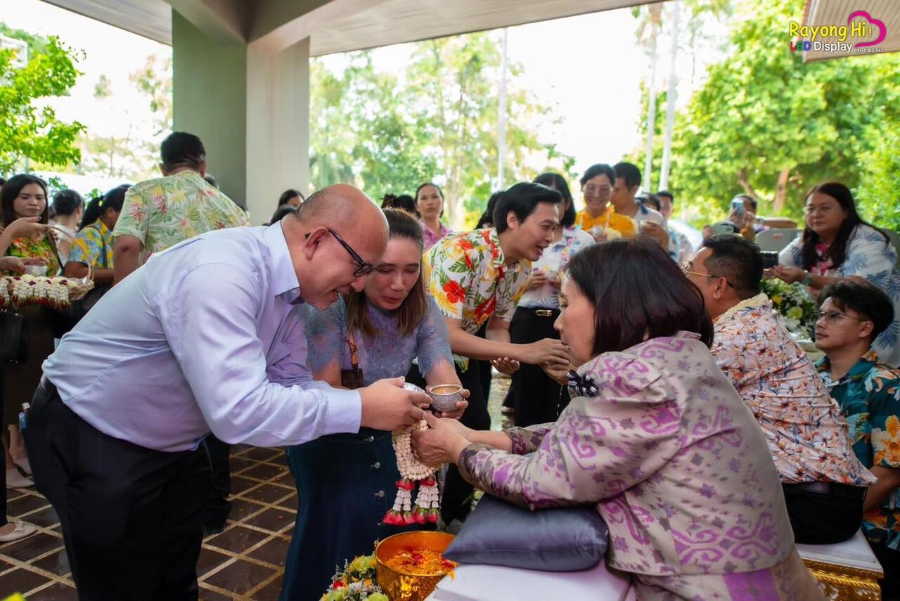 blcp-สืบสานประเพณีไทยในวันสงกรานต์-ร่วมพิธีรดน้ำขอพร-ผู้ว่าราชการจังหวัดระยอง