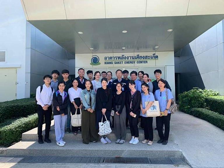 โรงพยาบาลพระปกเกล้า-จ-จันทบุรี-นำนิสิตแพทย์ชั้นปีที่-5-และบุคลากรทางการแพทย์เข้าเยี่ยมชมโรงไฟฟ้าบีแอลซีพี