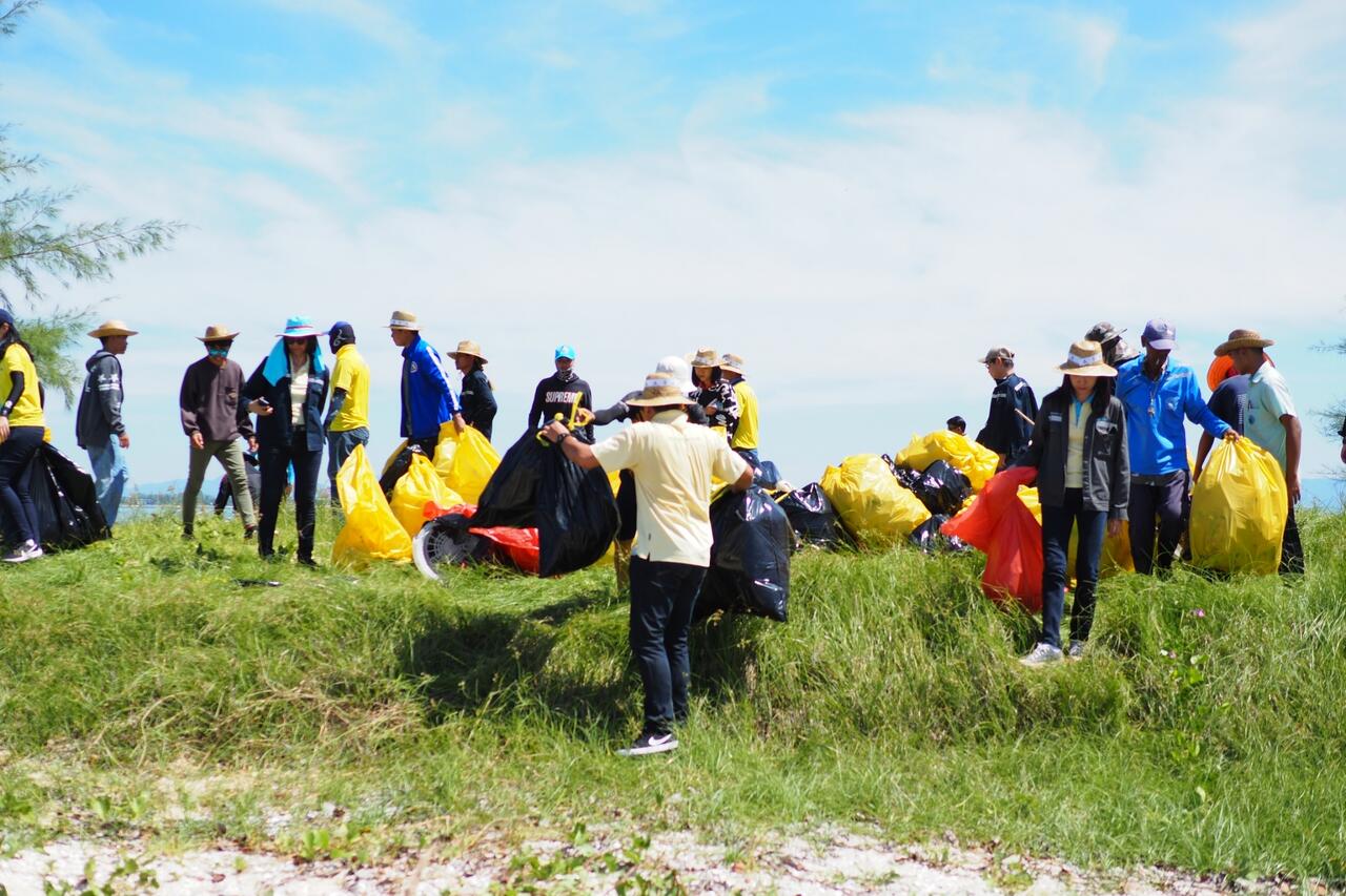 โครงการฟื้นฟูระบบนิเวศทางทะเลบริเวณเกาะสะเก็ด
