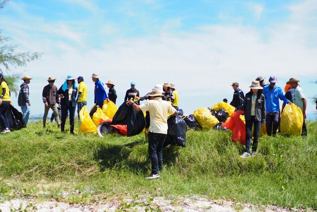 โครงการฟื้นฟูระบบนิเวศทางทะเลบริเวณเกาะสะเก็ด