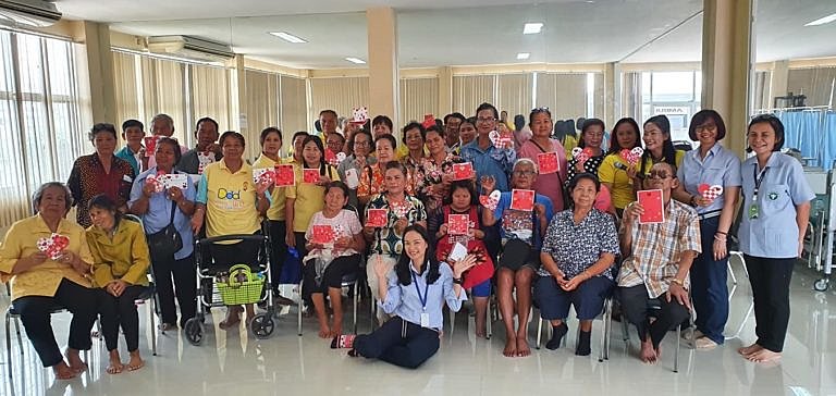 โรงไฟฟ้าบีแอลซีพี-ร่วมกับสาธารณสุขโขดหิน-จัดกิจกรรมผู้สูงอายุ-ให้กับชุมชนโขดหิน-2