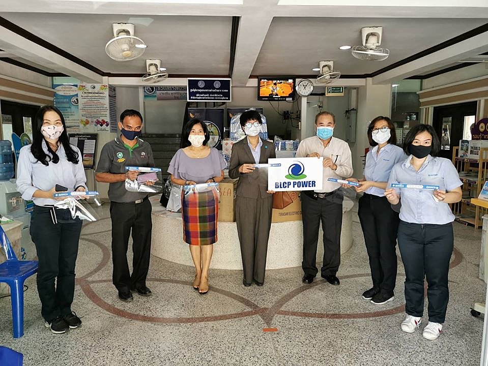 blcp-ให้โอกาสชุมชนผลิตหน้ากากผ้า-และ-face-shields-หนุนสร้างรายได้กว่า-3-8-แสนบาท-2