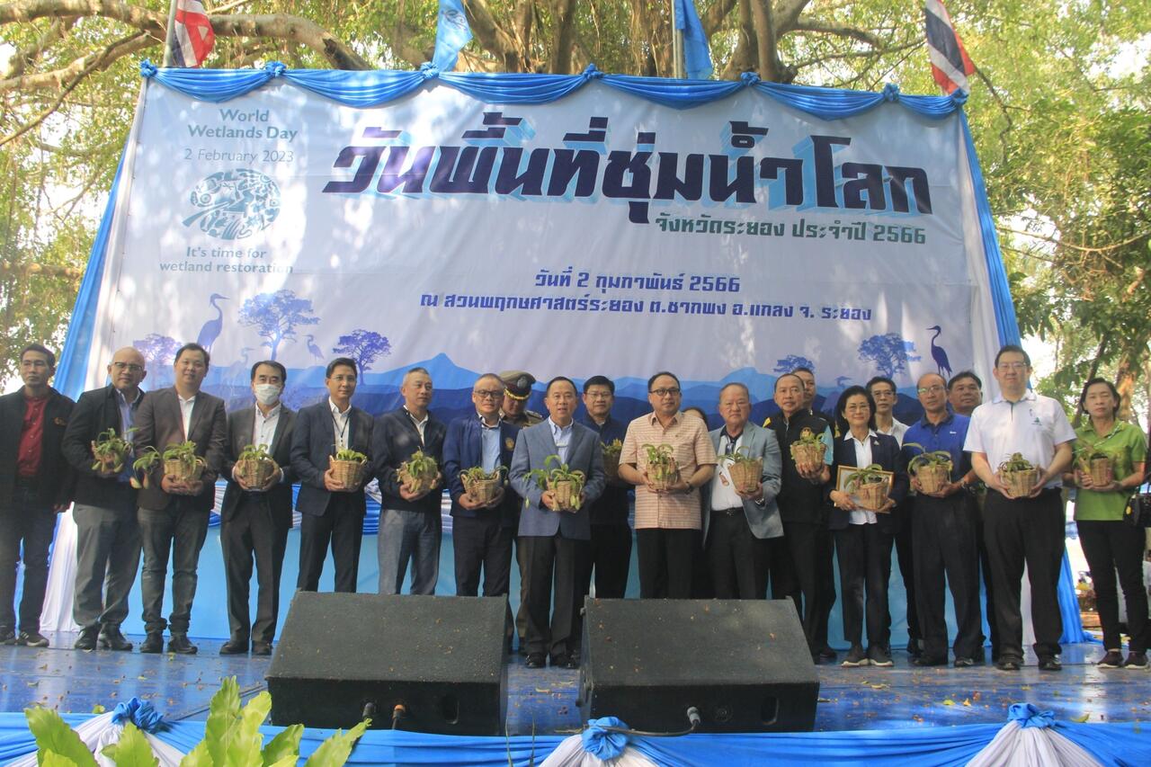โรงไฟฟ้าบีแอลซีพี-ร่วมสนับสนุนมอบป้ายพันธุ์ไม้ถาวร-2