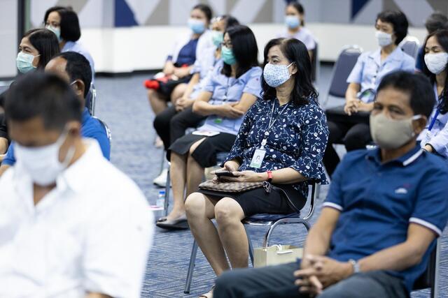 blcp-สนับสนุนการตกแต่งห้องประชุมพร้อมครุภัณฑ์-ณ