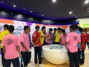 คณะอาจารย์และนักเรียนโรงเรียนระยองวิทยาคมปากน้ำเข้าเยี่ยมชมโรงไฟฟ้าบีแอลซีพี