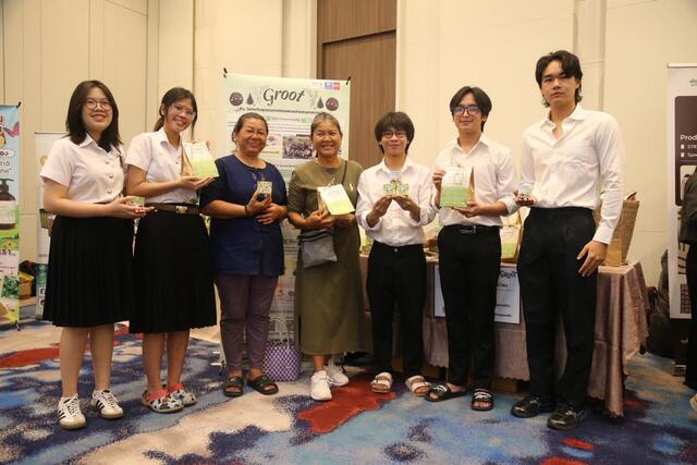 blcp-ร่วมสนับสนุน-ธรรมศาสตร์โมเดล-รุ่นที่-11-ต่อยอดศักยภาพ-7-วิสาหกิจชุมชน