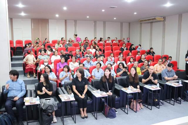 blcp-ร่วมส่งเสริมคุณภาพชีวิตผู้สูงอายุ-ผ่านกิจกรรมสร้างสรรค์จากบูธ-seacrafty