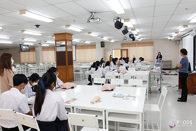 กิจกรรมแนะแนวทางการศึกษาและปฏิบัติการทางการพยาบาล-20210107111629