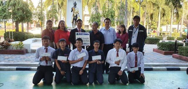 บริษัท-บีแอลซีพี-เพาเวอร์-จำกัด-มอบทุนการศึกษาระดับอาชีวศึกษารุ่นที่-3-(ปีที่-3)-ประจำปี-2562-ให้กับบุตรหลานกลุ่มประมงเรือเล็ก-วิทยาลัยเทคนิคระยอง