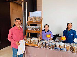 สมาคมเพื่อนชุมชนจับมือมหาวิทยาลัยธรรมศาสตร์-และสถาบันวิจัยวิทยาศาสตร์ฯ(วว-)-สานต่อโครงการเพื่อนชุมชนธรรมศาสตร์โมเดลรุ่นที่-5-ปั้นวิสาหกิจชุมชนคุณภาพต่อเนื่อง