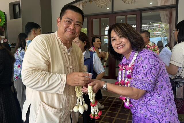 blcp-สืบสานประเพณีไทยในวันสงกรานต์-ร่วมพิธีรดน้ำขอพร-ผู้ว่าราชการจังหวัดระยอง