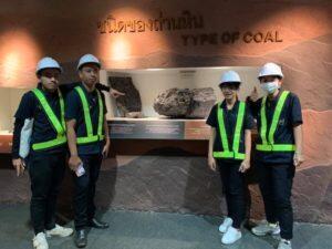 นักศึกษาสาขาวิศวกรรมไฟฟ้า-มหาวิทยาลัยเทคโนโลยีสุรนารี-เข้าเยี่ยมชมอาคารพลังงานเคียงสะเก็ด-โรงไฟฟ้าบีแอลซีพี