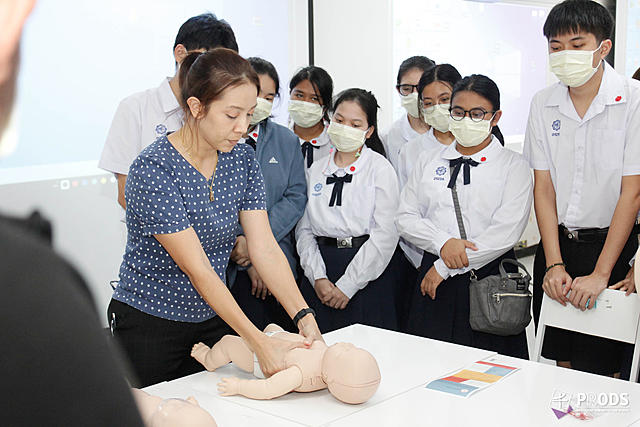 กิจกรรมแนะแนวทางการศึกษาและปฏิบัติการทางการพยาบาล-20210107111629