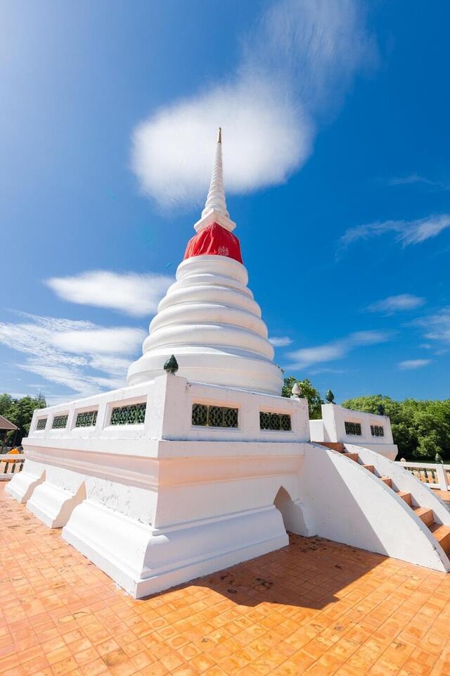 blcp-ขอแนะนำ-พระเจดีย์กลางน้ำ-และ-อาคารศูนย์การเรียนรู้ป่าชายเลนฯ