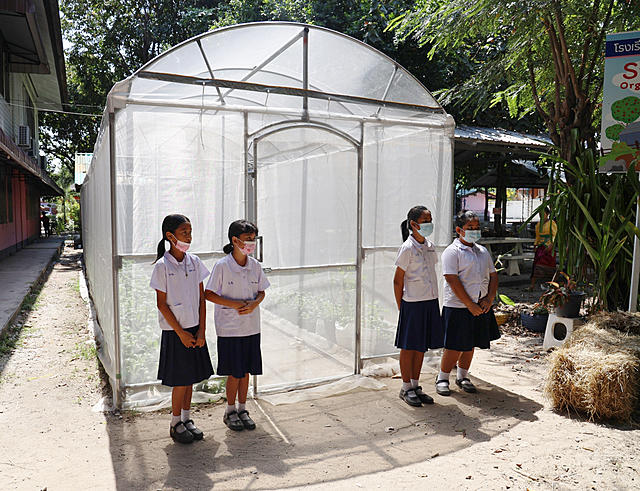 BLCP-นำร่องโรงเรียนต้นแบบ-“สุขภาพดี-วิถีเกษตรอินทรีย์”-ให้แก่โรงเรียนวัดกรอกยายชา-จ-ระยอง-20210401172230