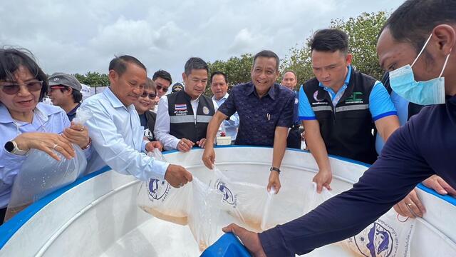 โรงไฟฟ้าบีแอลซีพี-ร่วมกิจกรรมปล่อยพันธุ์สัตว์น้ำ-ประจำปี-2566-ณ