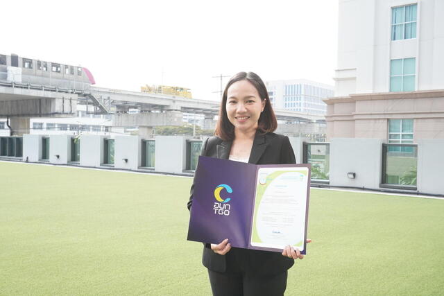 โรงไฟฟ้าบีแอลซีพี-ได้รับมอบประกาศเกียรติบัตรเครื่องหมายรับรองคาร์บอนฟุตพริ้นท์