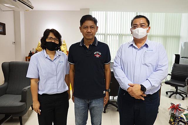 BLCP-โดยนายอดิศร-วังมูล-ผู้อำนวยการสายงานบริหารและองค์กรสัมพันธ์-นำทีมเข้าร่วมหารือกับ-นายพิเชษฐ์-ทองพันธ์-จัดหางานจังหวัดระยอง-ตามความร่วมมือโครงการส่งเสริมการจ้างงานสำหรับผู้จบการศึกษาใหม่-(Government-Co-Payment)-เน้นผู้ที่มีภูมิลำเนาใน-จ-ระยอง-20201225214329
