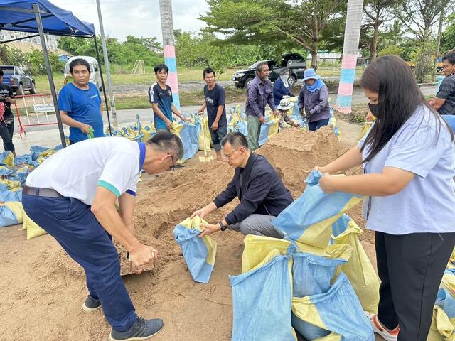 โรงไฟฟ้าบีแอลซีพี-ผนึกกำลังชุมชน-ร่วมบริจาคน้ำดื่ม