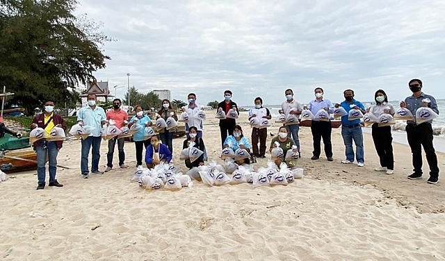 BLCP-โดยนายอดิศร-วังมูล-ผู้อำนวยการสายงานบริหารและองค์กรสัมพันธ์-นำทีมเข้าร่วมหารือกับ-นายพิเชษฐ์-ทองพันธ์-จัดหางานจังหวัดระยอง-ตามความร่วมมือโครงการส่งเสริมการจ้างงานสำหรับผู้จบการศึกษาใหม่-(Government-Co-Payment)-เน้นผู้ที่มีภูมิลำเนาใน-จ-ระยอง-20201225213857