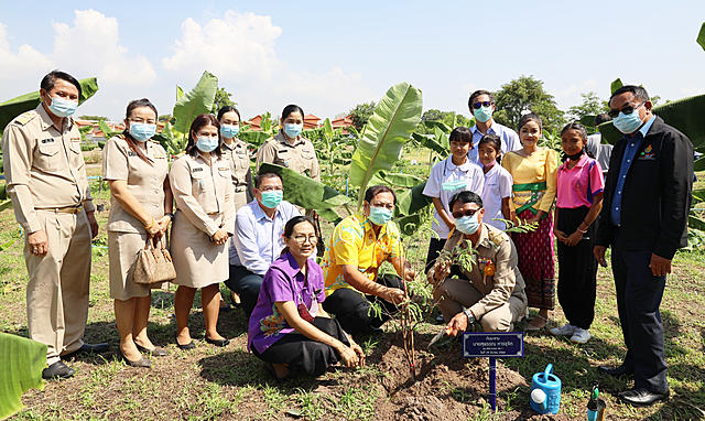 BLCP-นำร่องโรงเรียนต้นแบบ-“สุขภาพดี-วิถีเกษตรอินทรีย์”-ให้แก่โรงเรียนวัดกรอกยายชา-จ-ระยอง-20210401172230