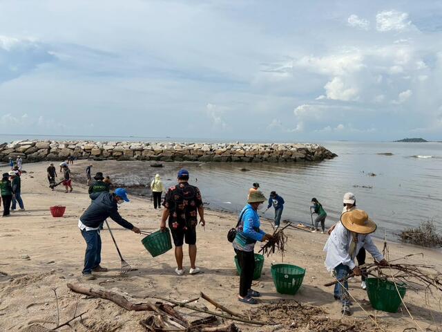อาสา-สร้างสุข-blcp-ร่วมกิจกรรมมาบตาพุดรักษ์ชายหาด-ครั้งที่-8-ณ-ชายหาดสุชาด