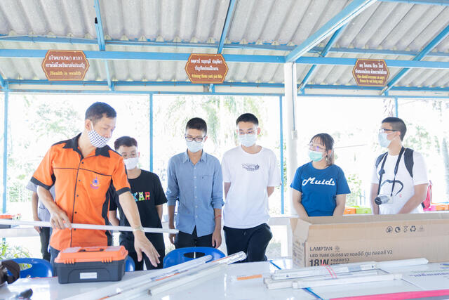 BLCP-สร้างโลกสีเขียวกับ-โครงการ-“เปลี่ยนหลอดไฟ-ลดใช้พลังงาน-ลดโลกร้อน”-พร้อมปลุกจิตสำนึกเยาวชนให้รักษ์โลกอย่างต่อเนื่อง