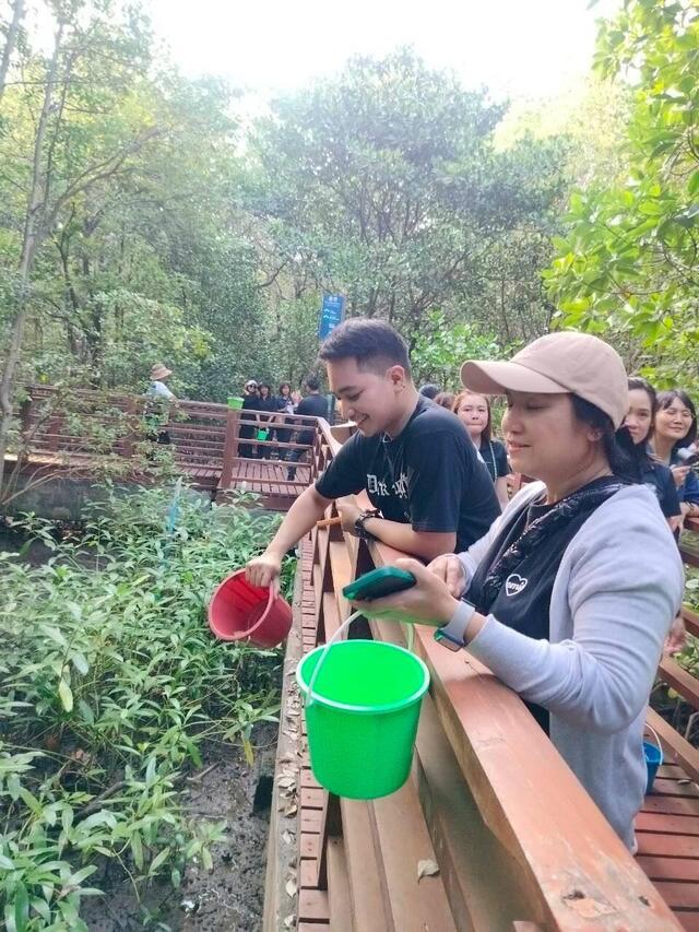โครงการท่องเที่ยวเชิงนิเวศป่าชายเลนเจดีย์กลางน้ำและแม่น้ำระยอง
