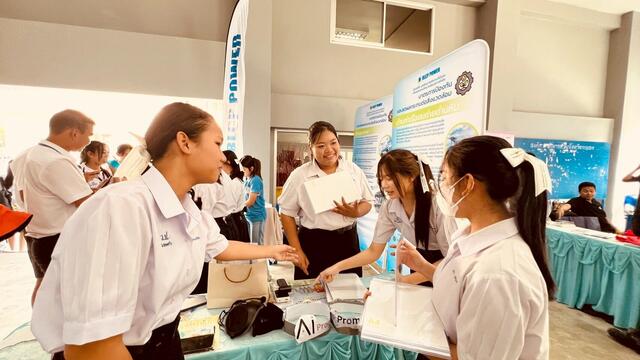 blcp-ร่วมสร้างแรงบันดาลใจเยาวชนในงานนิทรรศการวิชาการ-watpa-ai-era-next-gen