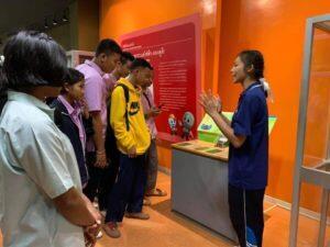 สำนักงานพลังงานจังหวัดตราด-นำนักเรียนระดับมัธยมศึกษาตอนปลายเข้าศึกษาดูงานโรงไฟฟ้าบีแอลซีพี