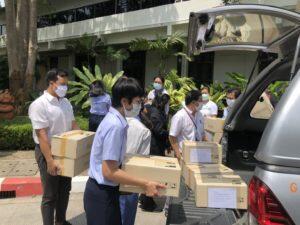 blcp-เดินหน้าส่งมอบกำลังใจ-ปันน้ำใจ-สู้ภัยโควิด-19-ต่อเนื่อง