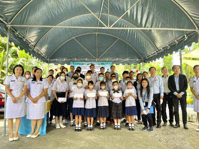 รากฐานของตึก-คือ-อิฐ-รากฐานของชีวิต-คือ-ความรู้และการศึกษา