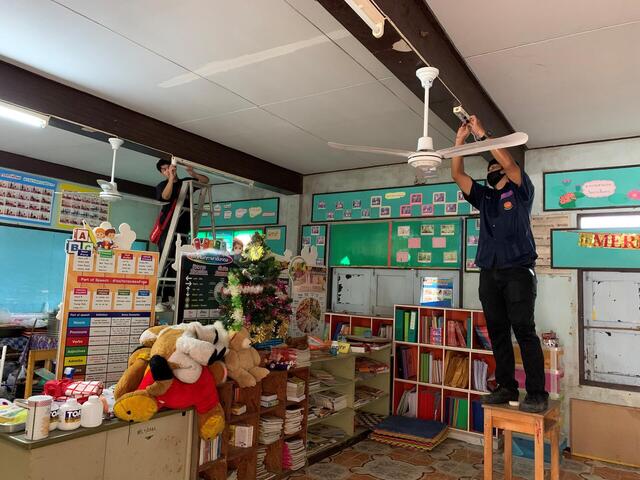BLCP-สร้างโลกสีเขียวกับ-โครงการ-“เปลี่ยนหลอดไฟ-ลดใช้พลังงาน-ลดโลกร้อน”-พร้อมปลุกจิตสำนึกเยาวชนให้รักษ์โลกอย่างต่อเนื่อง
