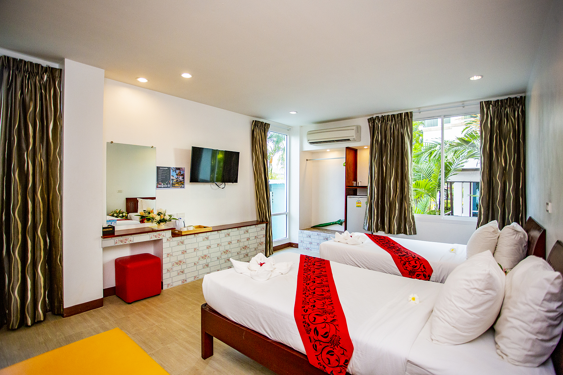 Sunny-Room